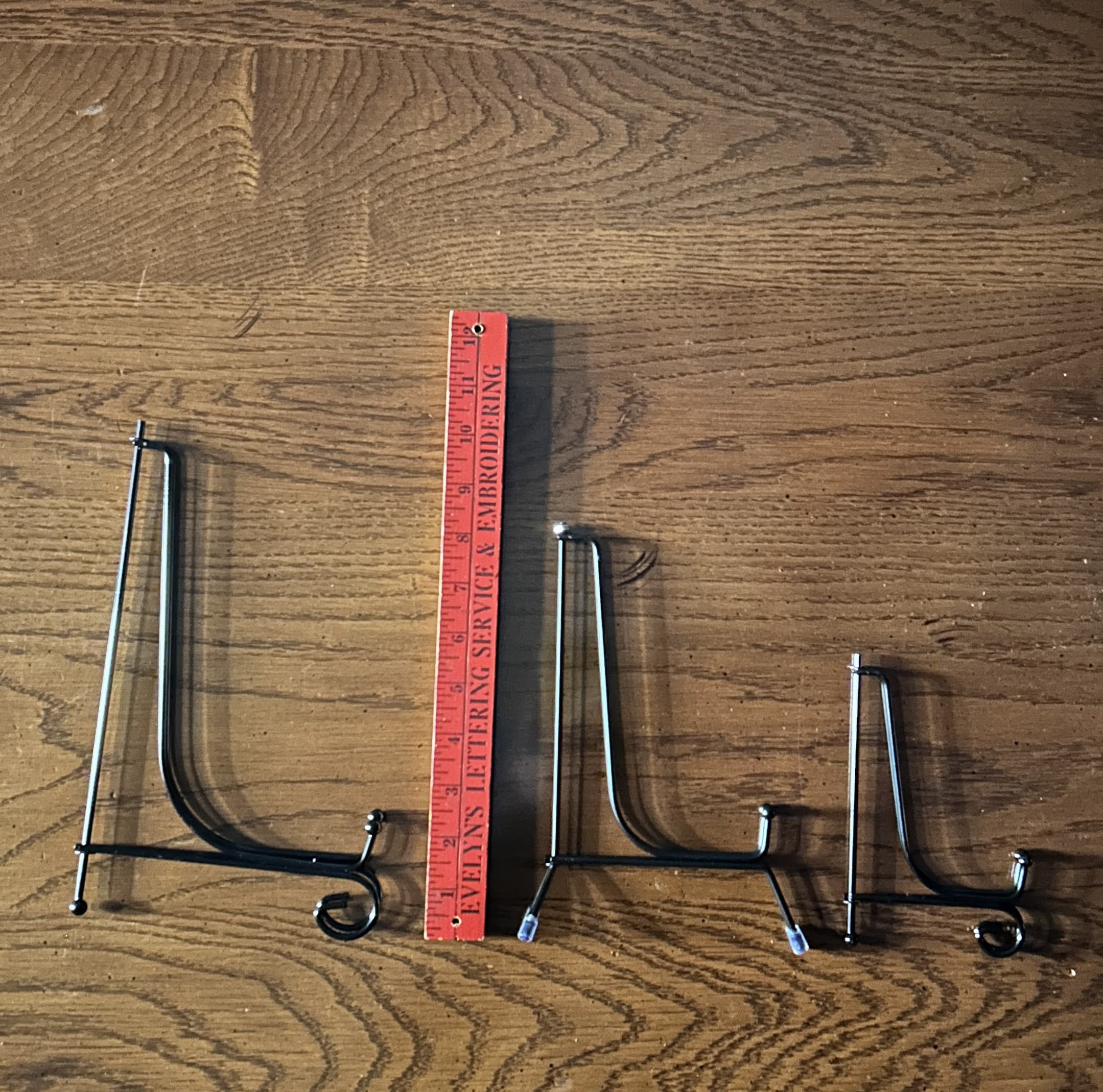 Picture Stand - 8 inch